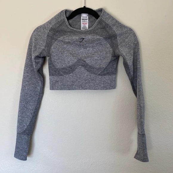 Gymshark Tops - Gymshark flex cropped long sleeve top women’s small grey EUC